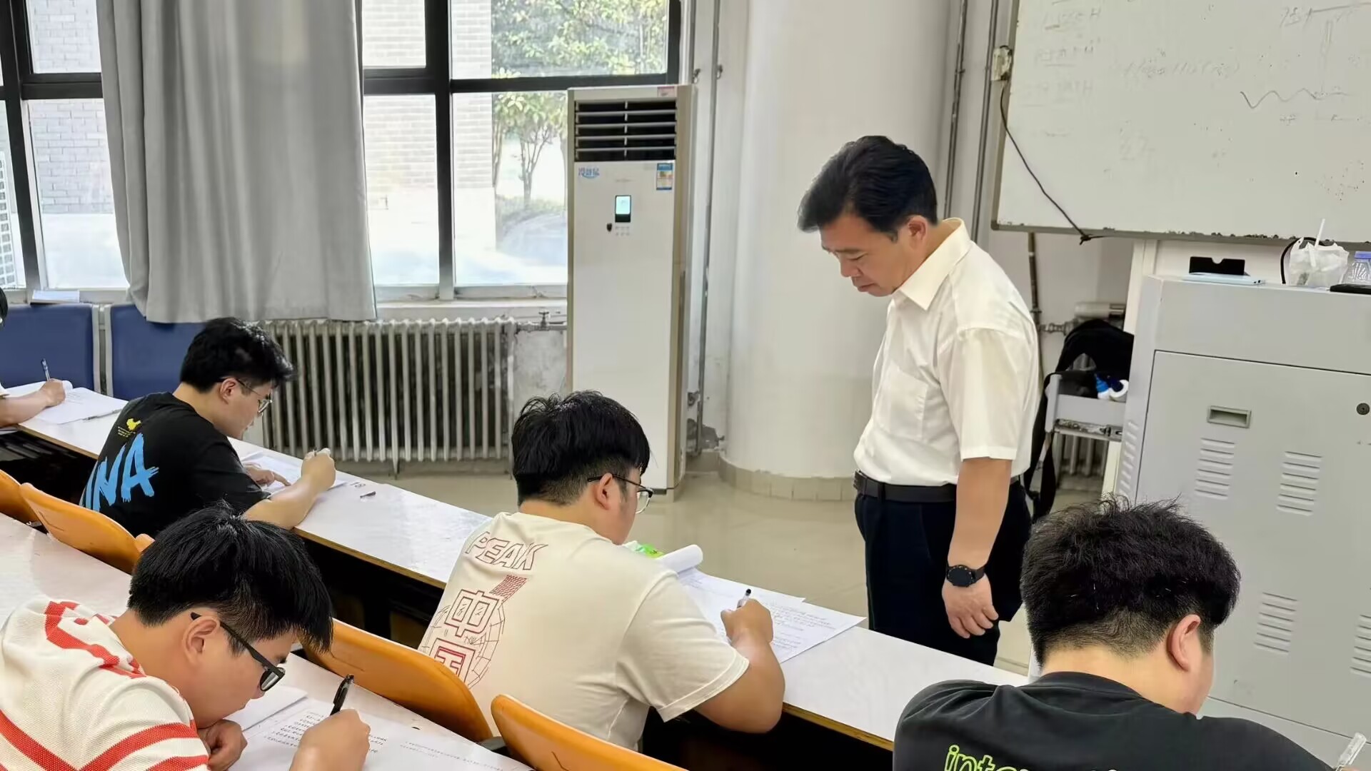 伟德betvlctor体育官网